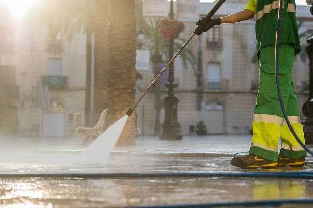 Best Residential House Exterior Washing  in Valley Center, KS